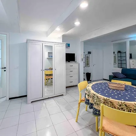 Centralissimo Bilocale A 50 Mt Dal Mare Appartement *