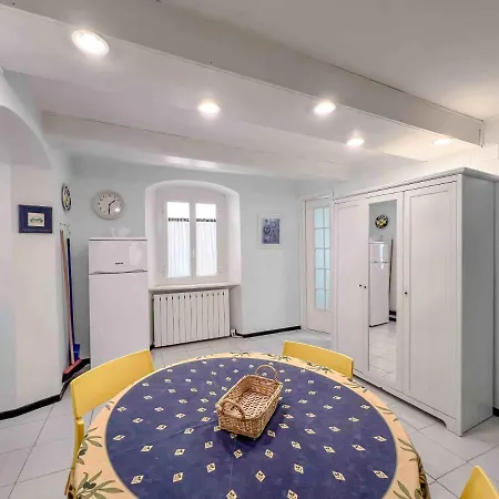 Appartement Centralissimo Bilocale A 50 Mt Dal Mare